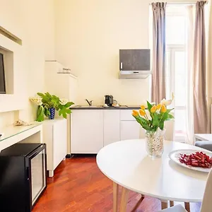 Pensión Il Corso Ac - With Hydromassage, Roma